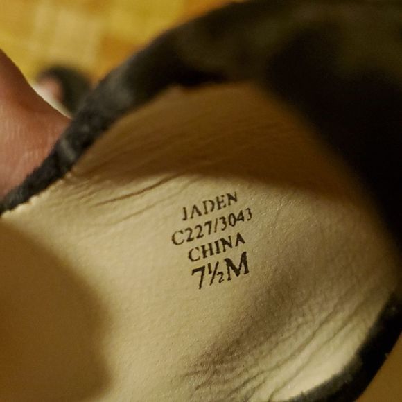 Taryn Rose Jaden slip on comfort shoe size 7.5M. NWOB - Picture 6 of 7